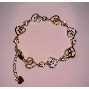 15 Heart bracelet