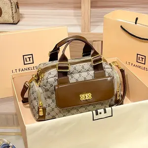 The 2025 New Women'S Boston Handbag Features a Stylish And Versatile Crossbody And Shoulder Bag Design, Accented with Golden Hardware And an Elegant Multi-Compartment Layout, Perfect for Daily Use And Commuting