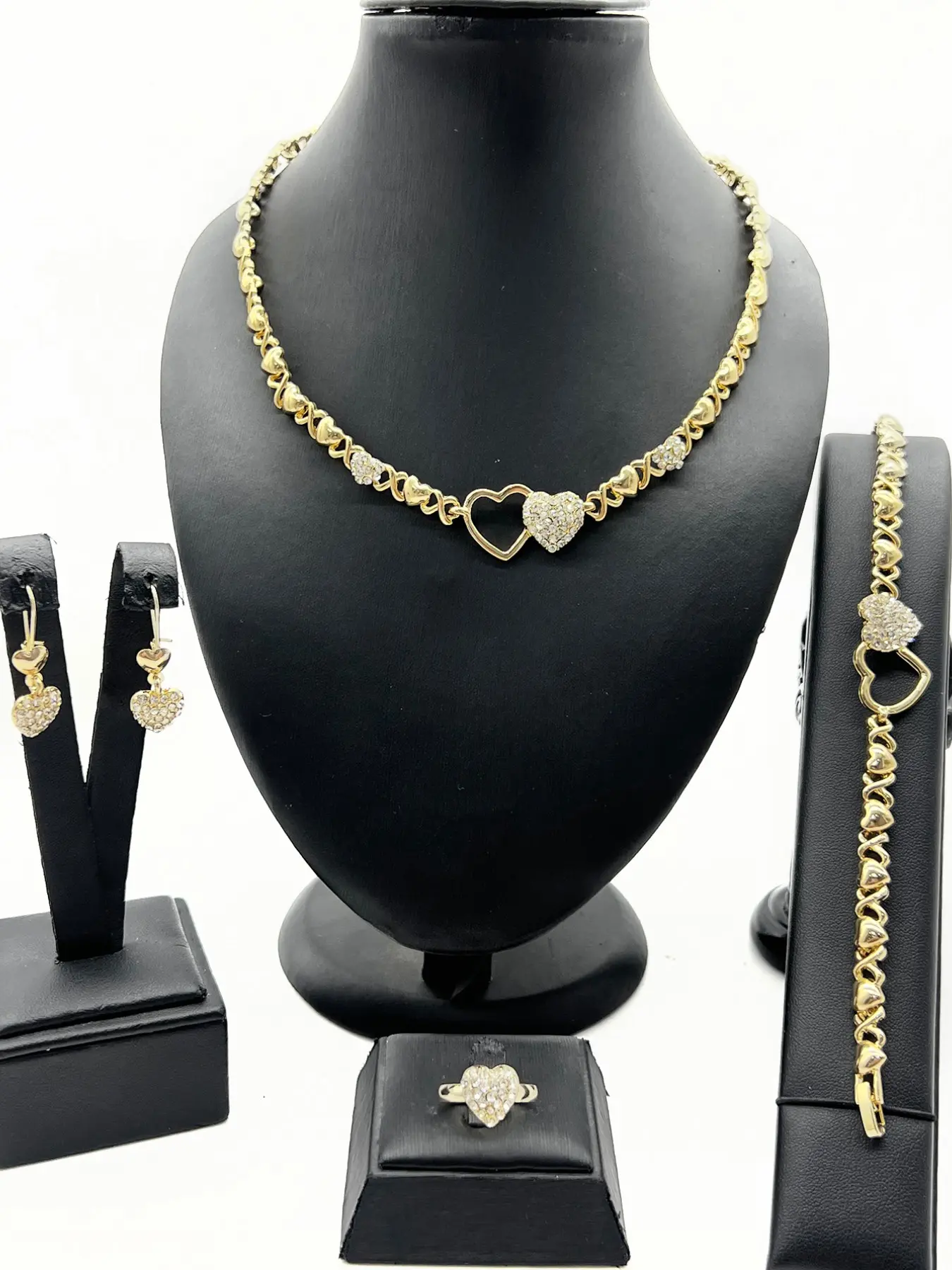 Four-Piece Women's Elegant Xo Heart Crystal Jewelry Set, Wedding Party Bride Necklace Ring Earrings Bracelet Set