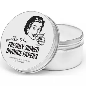 Smells like divorce papers candle