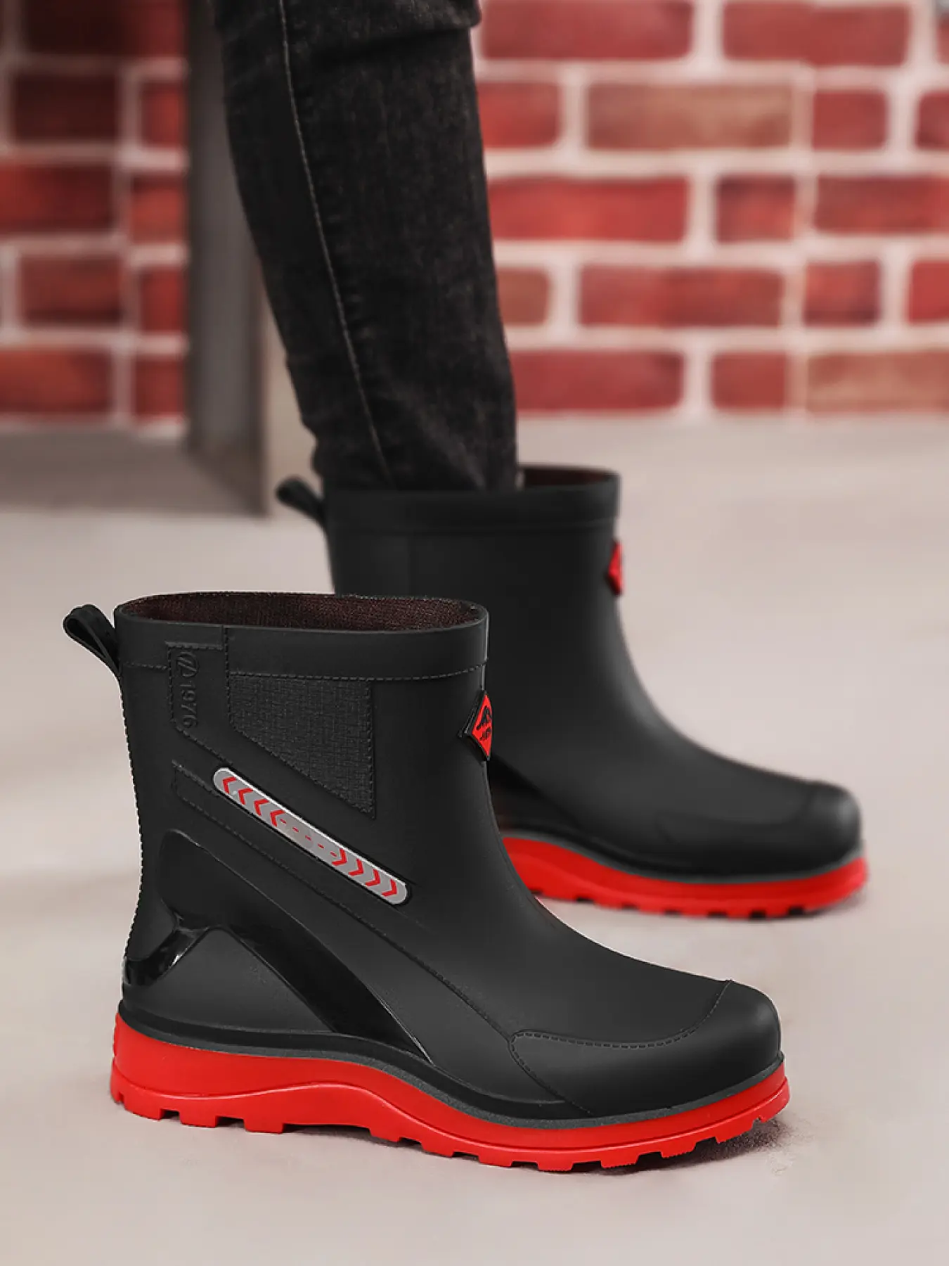 Mid-calf Waterproof Rain Boots, Unisex Casual Style, Anti-slip Stable Sole, Ideal for Rainy Commute & Outdoor Wading, Footwear