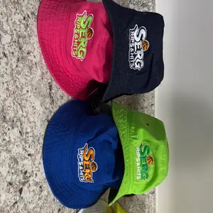 Sergripsnhits bucket hat