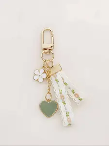 Mother's Day Gift Daisy & Heart & Lace Design Floral Pattern Keychain, Fashionable Alloy Keychain, Creative Keychain Decoration, Bag Decorative Accessory for Women & Girls