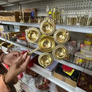 Ariti Diya with Champhor Burner