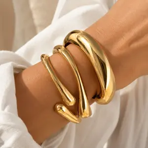 17KM Chunky Gold Bangle Bracelets for Women,  14K Gold Plated Big Stackable Bangles Set, Trendy Cuff Bracelet Stack Fashion Jewelry Gifts,,summeroutfits,vacationoutfits,beachoutfits