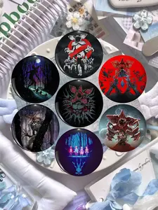 Stranger Things Brooch Set, Round, Emblem Badge Decoration, Perfect for Bag and Clothing Accessories, Fashion Accessory to Elevate Daily Wear's Aesthetic, Ideal Creative Gifts. Suitable as Birthday Presents or Holiday Matching Accessories