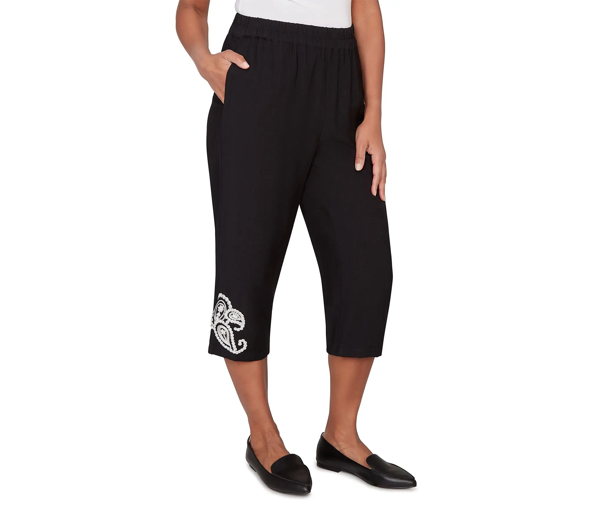 Alfred Dunner Women's Paisley Embroidered Relaxed Capri Pants