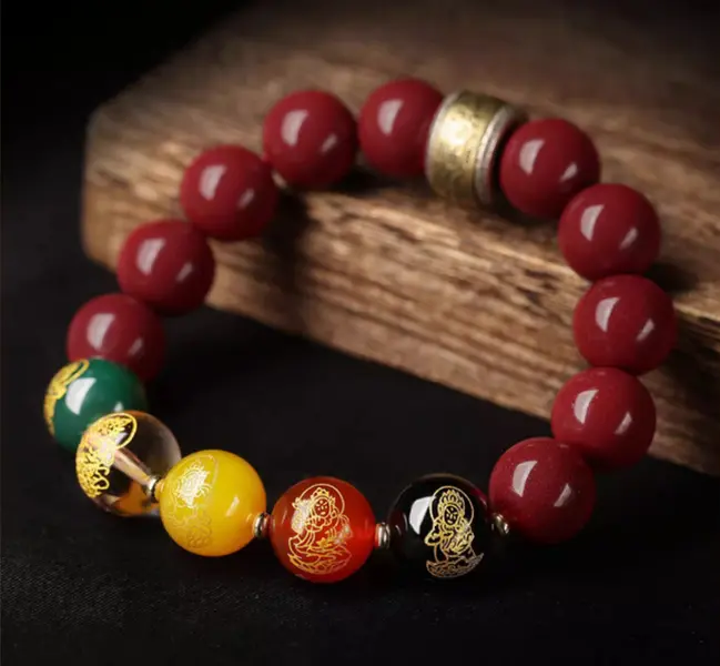 Vermilion beaded bracelet, 13 mm × 18 cm