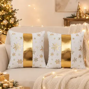Two-Pack Snowflake Cushion Covers, Soft and Comfortable, 17.7in X 17.7in, Ideal for Living Room, Bedroom, Outdoor