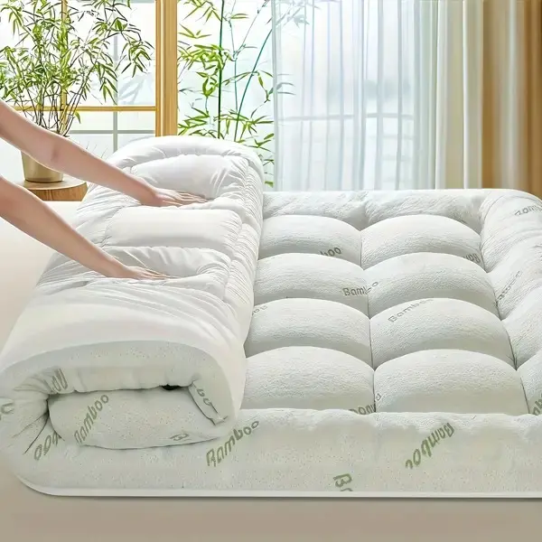 Cooling Mattress Topper, Breathable Extra Thick Mattress Protector Top Stretches 8-21" Deep Pocket, Comfort Support Back Mattress Pad Cover