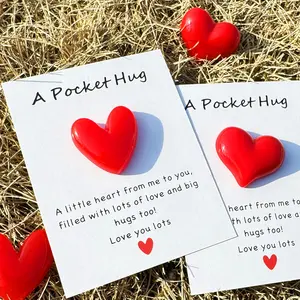 1 Set Heart Shaped Pocket Hug Cards, Mini Resin Casing Gift Cards, Greeting Cards, Perfect for Birthday & Wedding Gift Wrapping Essentials
