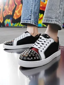 "People with Wider Feet Please Choose One Size Larger." Men's Fashionable Studded Decor Lace Up Skate Shoes, Casual Comfortable Athletic Sports Shoes for Daily Wear, Male All-match Round Toe Shoes for Daily Wear, Sneaker