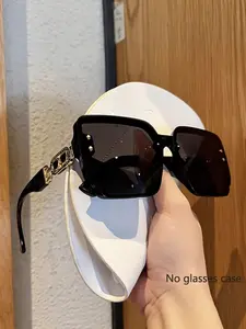 New Fashion Square Large Frame Women's Glasses, Perfect for Travel Street Photography, Parties, Stylish and Trendy Eyewear, Trendy Square Sunglasses, Trendy Styling Sunglasses