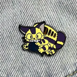 Cute Catbus Playing Wool Ball metal pin