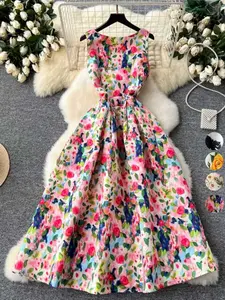 Elegant Sleeveless Backless Dress for Women, Vintage Style Ruched Waist Flared Hem Print Party Gown, High-End Fashion Statement Piece, Formal Party Wear, Flared Evening Dress, Elegant Chic Gown