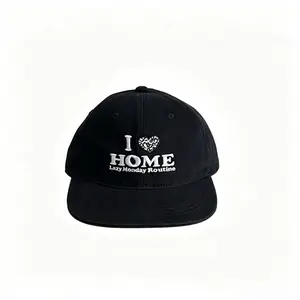 Unique flat-brim vintage letter-embroidered baseball cap for women, new spring street fashion hip-hop cap that makes the face look smaller