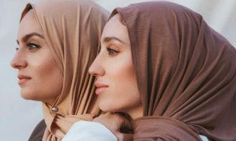 VELA Pomegranate Graphic Canvas Tote Bag