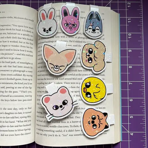 STAY Magnetic Bookmarks
