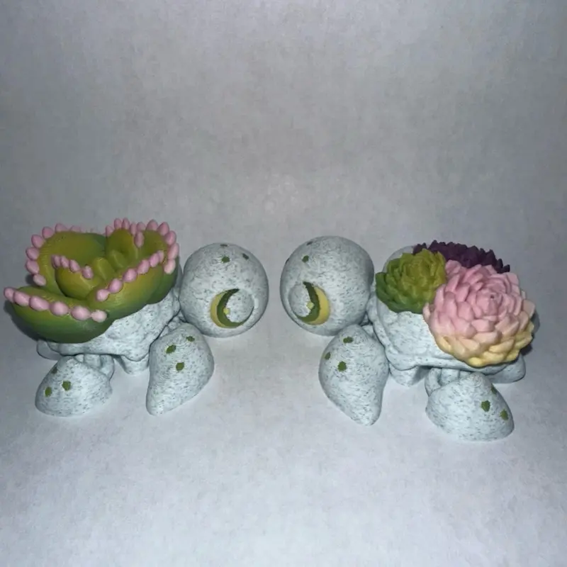 Flexi Bear Paw Succulent and Hens and Chicks Succulent Baby Turtle Figurines