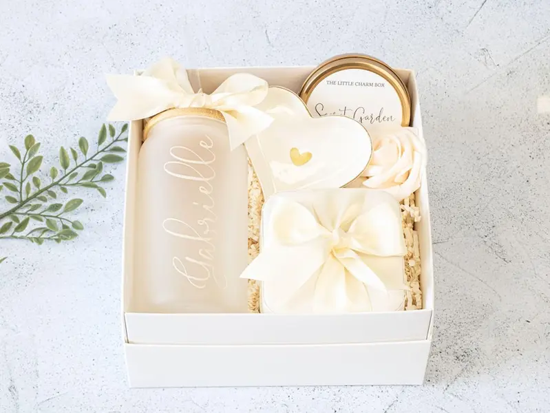 Bridesmaid Gift Box Will you be my Bridesmaid Bridesmaid Box Gifts  Bridesmaid Gift Idea Bridesmaid Proposal Box Personalized Pink Box