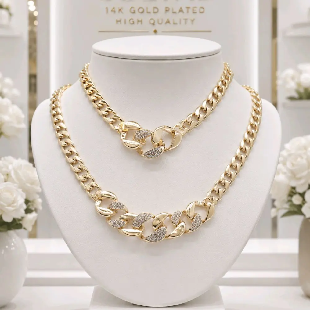 COLTAB Elevate Your Style with the Princess Cut Set  Gold Plated • High Quality