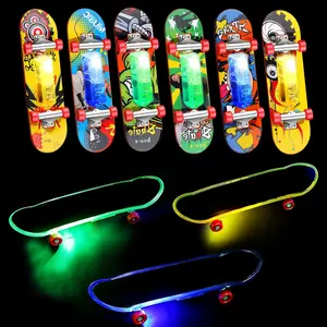 5 Counts LED Light Mini Alloy Fingerboard Deck, Professional Finger Skateboard, Basic Frosted Finger Skateboards, Unisex Toy for Kids