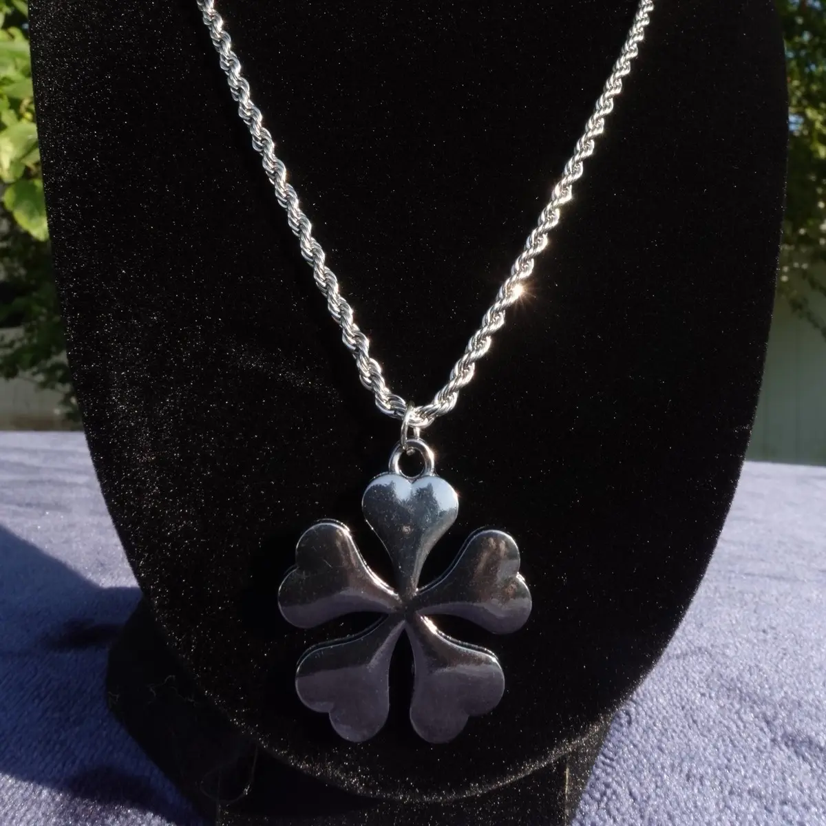 5 Leaf Clover Chain 20inches 2mm Stainless Steel 5 Leaf Clover Chain 20inches 2mm Stainless Steel