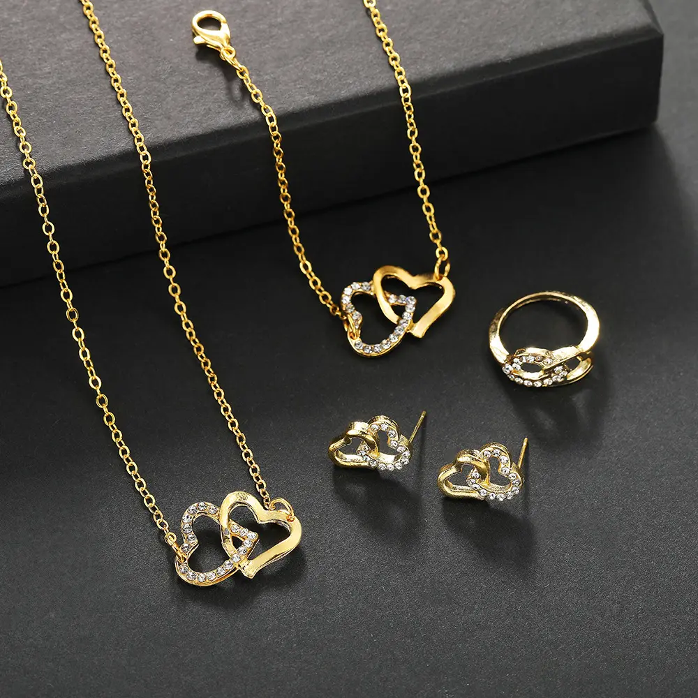 4-Piece Light Luxury Double Heart Chain Necklace Matching Jewelry Set, Necklaces Earrings Set for Daily Wear, Ideal Love Gifts, Female, Alloy, Heart Shape, Accessories