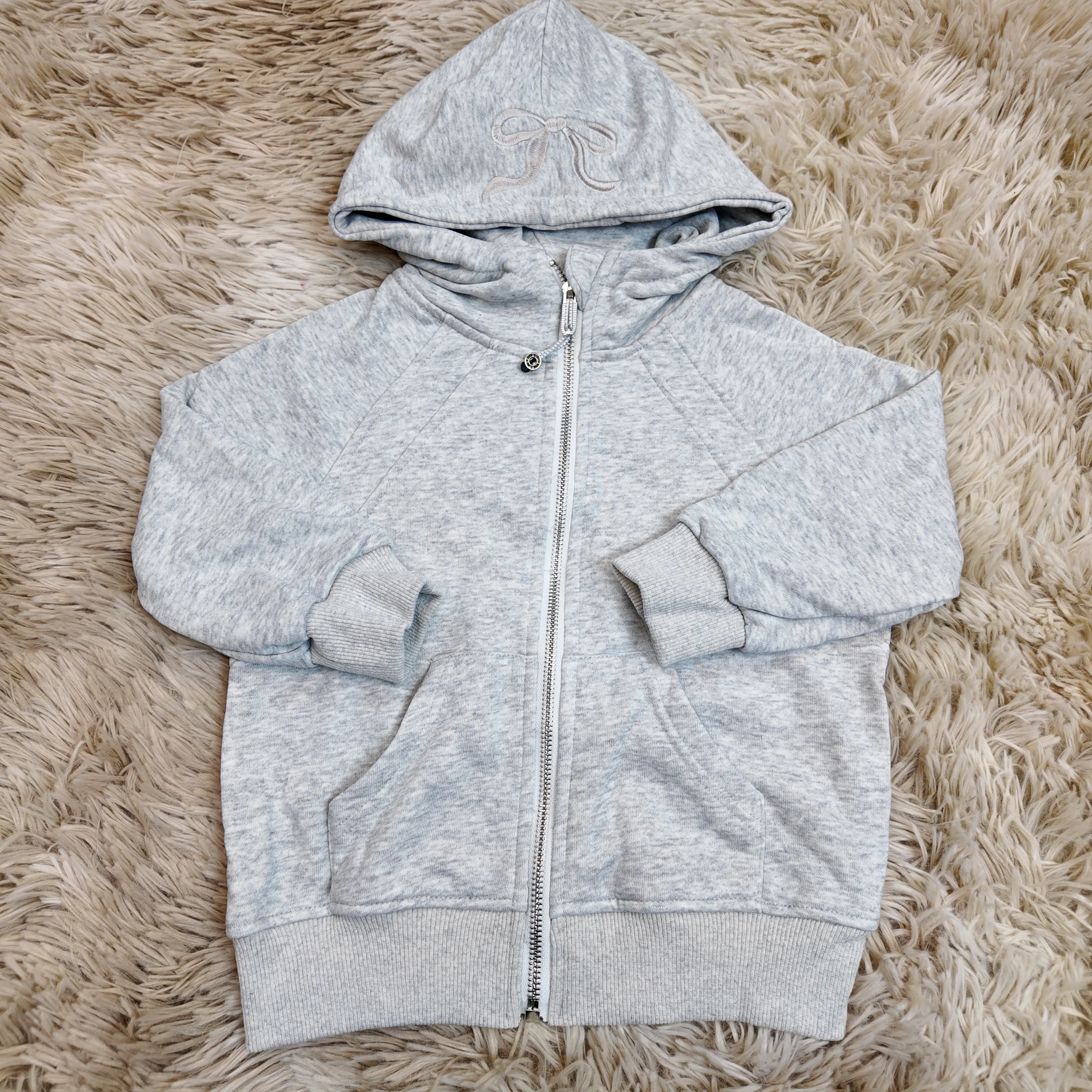 Girls' Long-Sleeve Grey Bow Embroidery Zip-Up Hooded Jacket - Easy Wear Fall Winter Kids' Coats, Zip-Up Girls' Jackets
