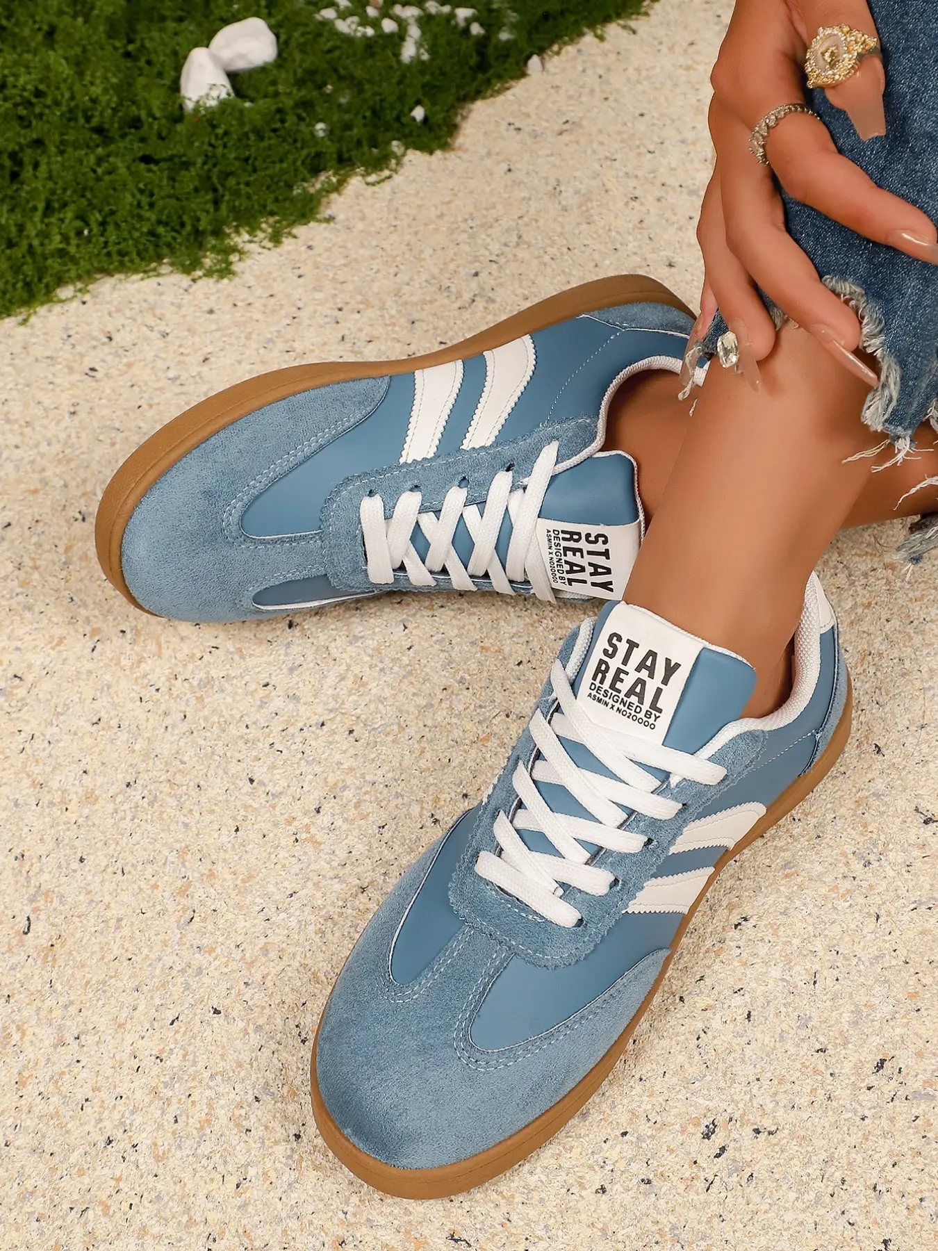Vintage Trainer Sneaker Shoes for Women, Patchwork Flat Walking Sports Shoes, Soft Casual Style, Versatile Fashion, All Seasons, Round Toe, Rubber Sole, Textile Sneakers, Trendy Walking Sneakers, Everyday Walking Sneaker