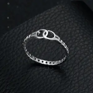 Punk Handcuff Ring, Fashionable and Creative Stainless Steel Ring, Suitable for Both Men and Women, Suitable for Daily Casual Wear Accessories