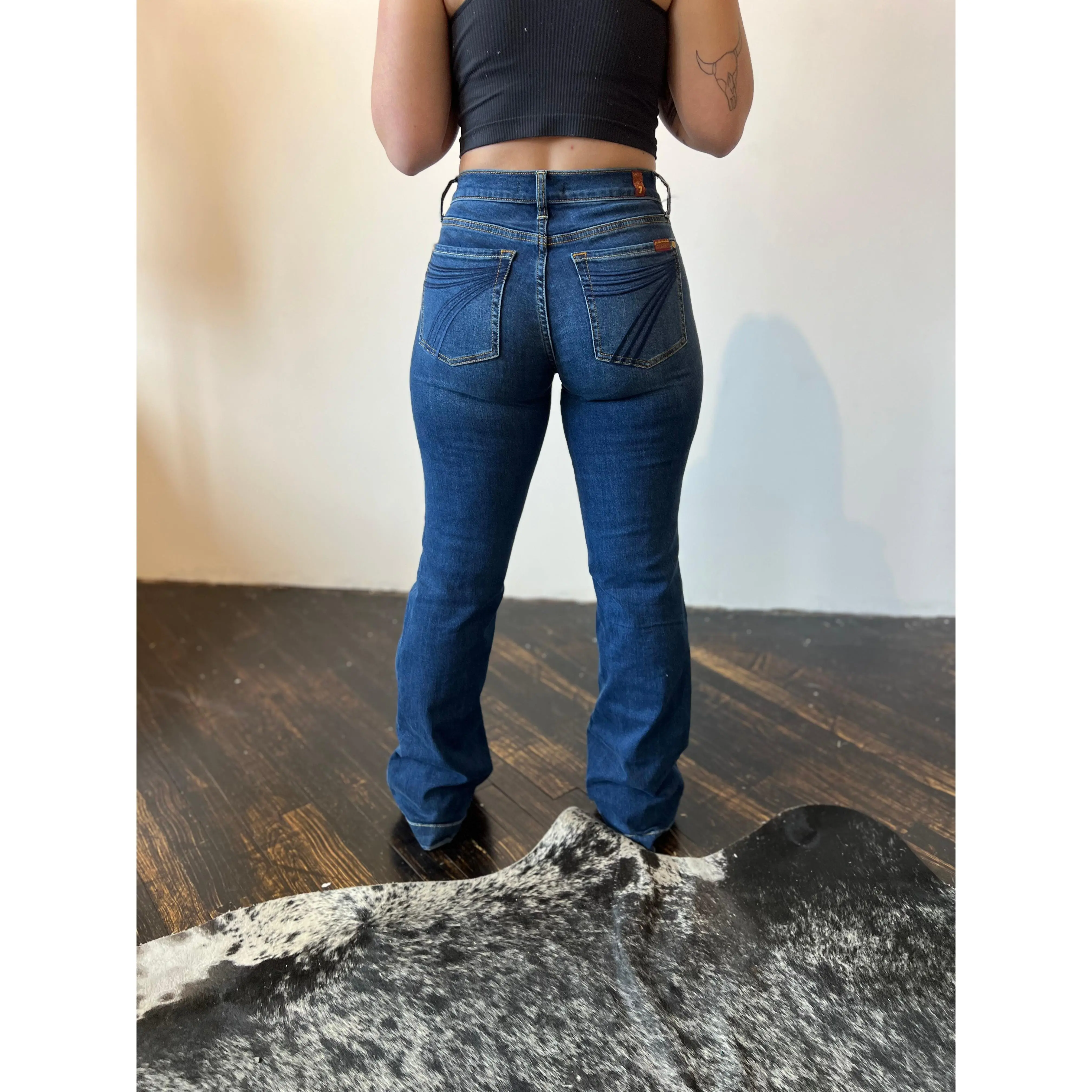 7 For All Mankind Women's Dojo Trouser Jeans - Mid-Rise Flared Leg in Stretch Air Cotton, Tall Girl Friendly, Bottoms, Spandex, Elastane, Back Rise 13½", Casual, Front Rise 9"