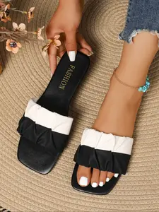 Women's Fashion Colorblock Wrinkled Flat Sandals, Casual Summer Footwear, Comfortable Slip-On Shoes for Daily Wear Rubber
