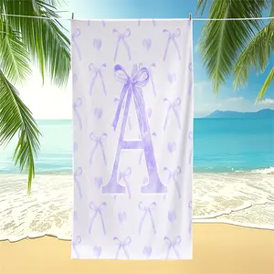 Fashion Purple Bow-Print Beach Towel, Creative A-Z Alphabet Design Towel, Soft Lightweight Absorbent Bath Towel, Perfect for Beach, Pool Parties, Summer Travel—The Ideal Gift for Girls On Vacation