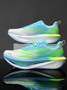 Unisex Lightweight Carbon Board Running Shoes, Shock Absorption, Breathable Mesh, Soft Lining, Ideal for Competition and Daily Commute