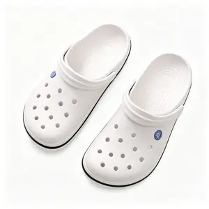 Classic White Two Tone Clogs for Men Women, Perforated Slip On Garden Sandals, Adjustable Heel Strap Lightweight Water Shoes, Non Slip Casual Beach Walking Clogs, Trendy Indoor Outdoor Summer Daily Footwear