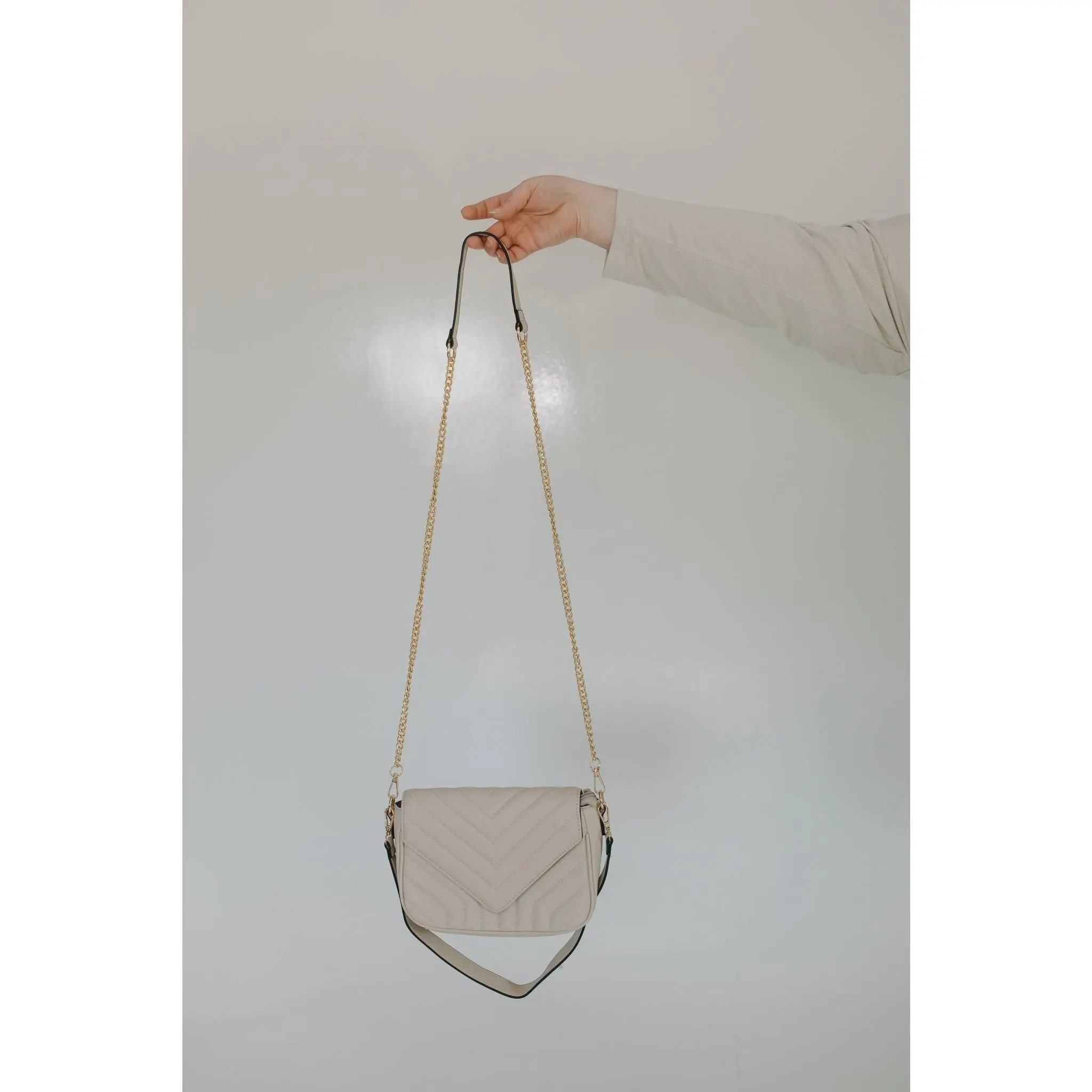 Women's Beige Quilted Faux Leather Envelope Foldover Purse - Lightweight Day-to-Night Shoulder/Crossbody Bag for Casual Wear, Envelope Bag