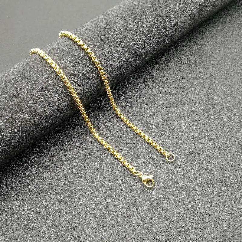 Golden 3mm * 61cm chain
