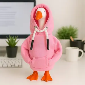 Mini Porch Goose Hoodie Decorative Desktop Accessory, Magnetic Statue Keychain Table Decor, Cute Desk Ornament, Office and Home Decoration