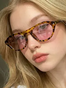 New Classic Versatile Fashion Glasses for Women, Daily Simple Casual Wear, Perfect for Photography and Decoration, Leopard Pattern Sunglasses