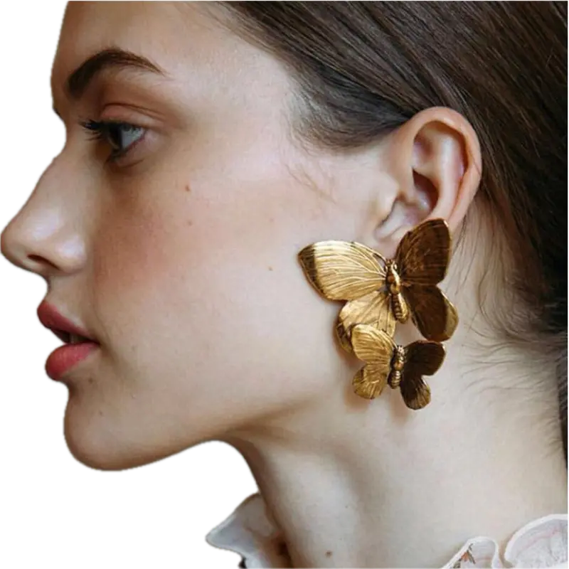 MAIN CHARACTER BUTTERFLY EARRINGS