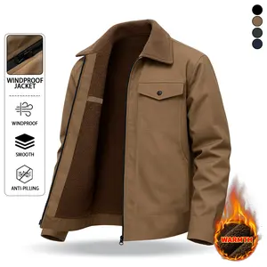 Men's fleece-lined warm jacket with outdoor camping style design, featuring a fleece lining for added warmth, fold-down collar, multiple pocket designs, suitable for outdoor group activities, practical and versatile