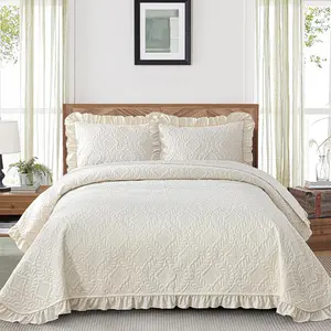 DJY Queen Bedding Set Size, Beige Ruffled Lightweight Soft Bedspreads Queen Size Coverlet, Basket Weave Quilted Blanket Thin Bed Cover for All Season - 3 Piece (1Quilt, 2 Pillow Shams)