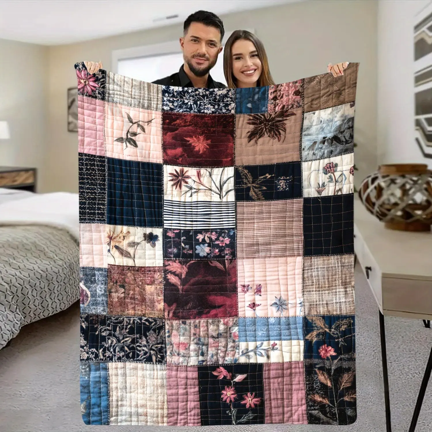 Vintage Quilted Fleece Throw Blanket - Soft, Anti-Pilling, Lightweight Polyester Solder Patchwork Blanket for Couch, Bed, Machine Washable, Vintage Home Decor & Warm Gift for Family, Fleece Fabric
