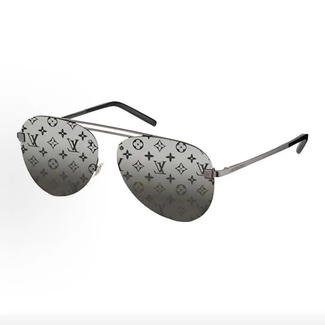 Pre-owned Brand new Louis Vuitton Rimless Aviator Sunglasses, Matte Silver Metal Frame / Full LV Monogram Printed Silver Mirror Lens（Do not purchase directly. Contact us for details.）