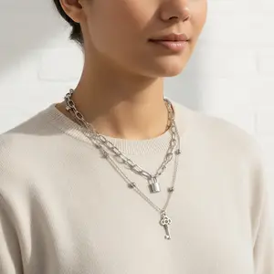 QueLindo - Lock and Key Necklace - Stainless Steel