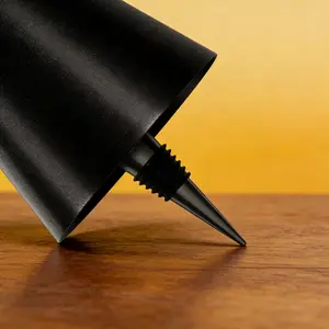 Thin line shaped plug-in cordless wine bottle light, RGB 7 mode, USB rechargeable desk lamp, suitable for bars, restaurants, bedrooms, camping, RGB environment LED mood light, portable and dimmable