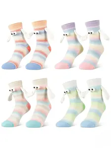 4 Pairs Magnetic Hands Holding Socks Funny Couple Crew Socks Cute Gifts for Women & Men, Teens, Couples, Friends