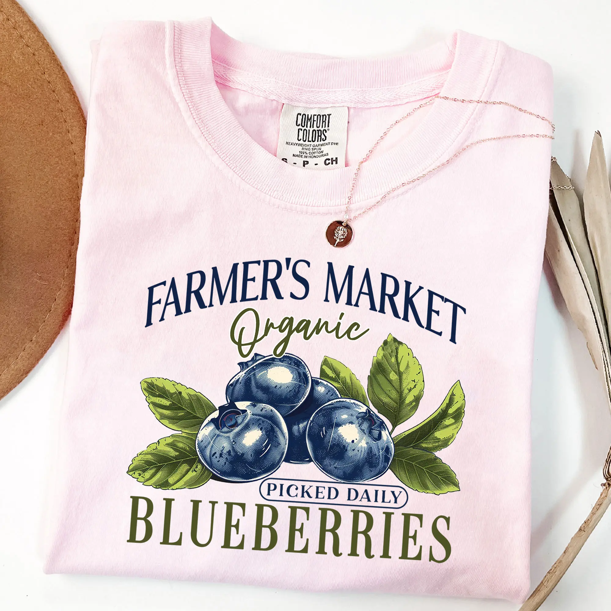 Comfort Colors Blueberries Retro Shirt, Vintages Blueberry Label T-Shirt, Exotic Fruit Lover Tee