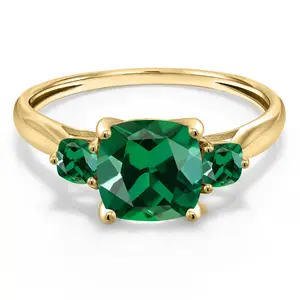 Gem Stone King 10K Yellow Gold Green Nano Emerald 3-Stone Engagement Ring For Women | 0.99 Cttw | Cushion 7MM and 3MM | Gemstone May Birthstone